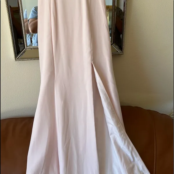 Gorgeous Azazie gown, soft pink, very elegant - Image 9