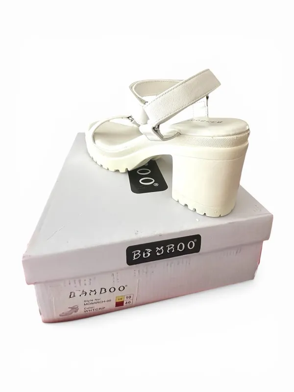 NWT Beautiful Bamboo platform sandal White Size 8 - Image 3