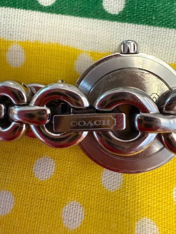 Coach Womens Neo Vintage Y2K Watch Rounded Bezel Pink Face Stainless Steel - Image 4