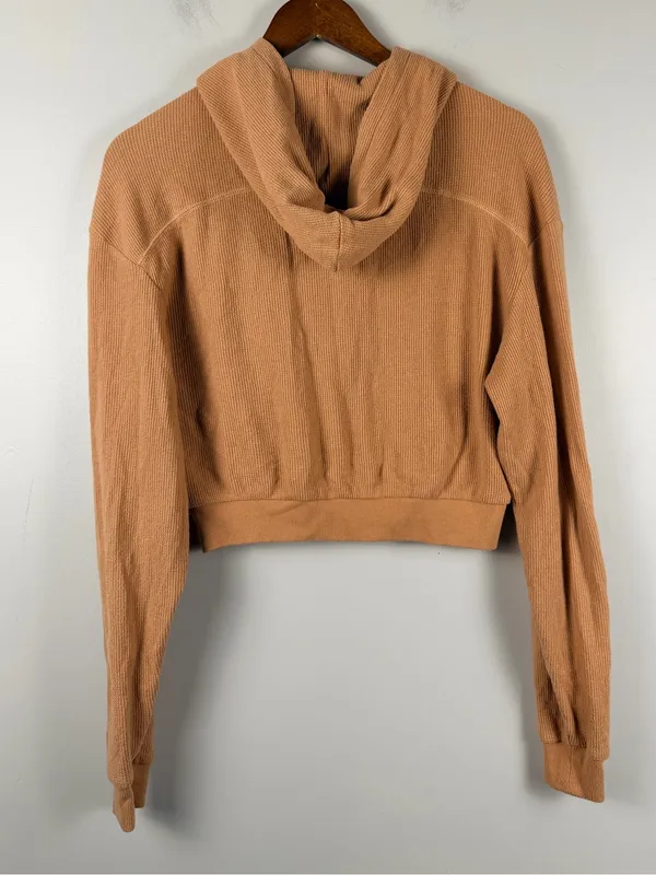 Skims cropped waffle knit full zip jacket size small in tan - Image 5