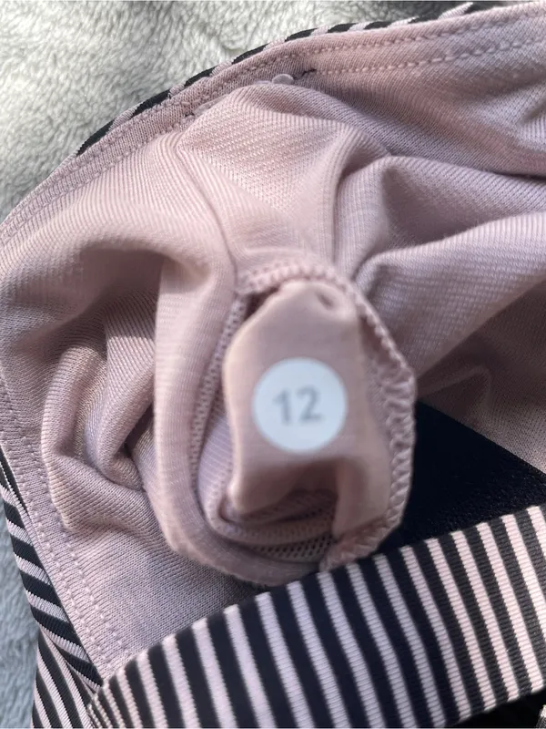 Lululemon Happy Strappy Tank Stripped yoga Pilates training activewear outdoor - Image 6