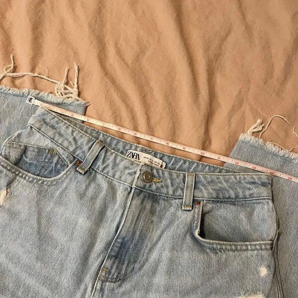ZARA light wash High-waisted, wide-leg blue denim distressed jeans - Image 5
