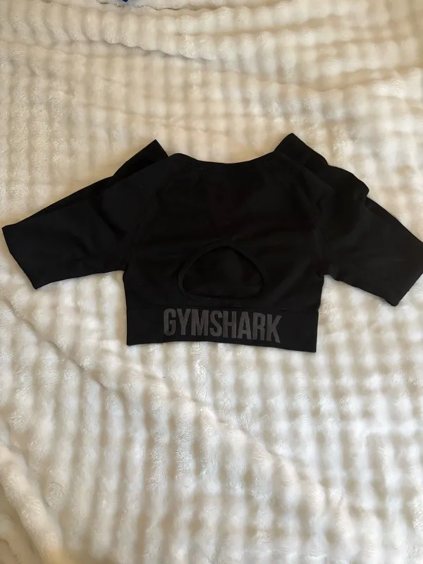 Gymshark Top Cropped Long Sleeve Black - Image 2
