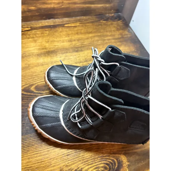 Sorel Black Duck Boots‎ Size 6 - Image 3