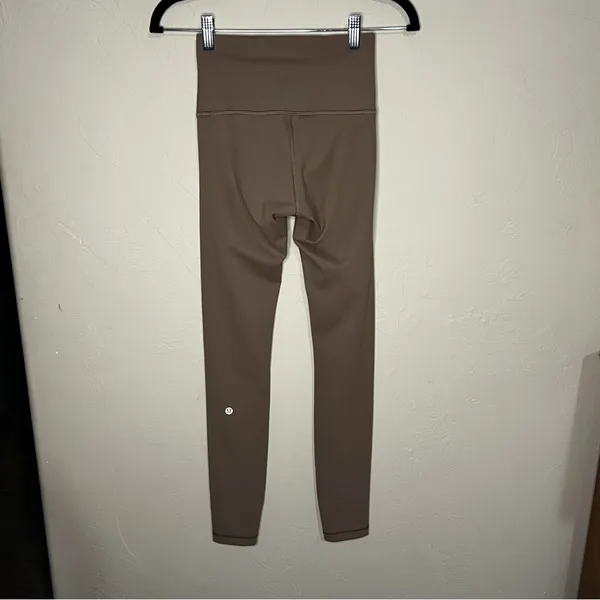 Lululemon Wunder Train High-Waisted‎ Ribbed 28’ Leggings - Image 10
