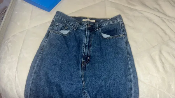 Levi's High Loose Jeans - Image 5