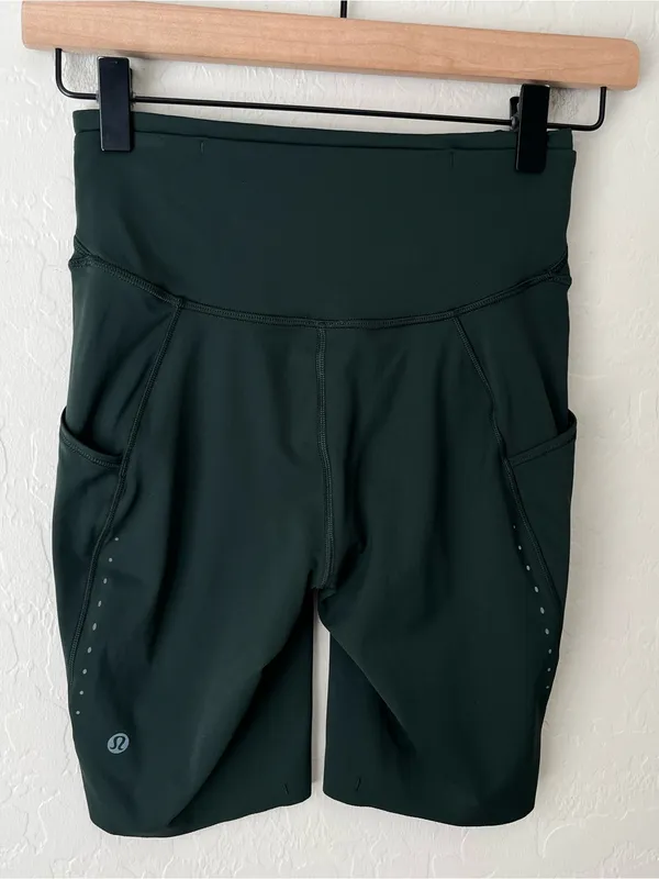 Lululemon Fast and Free High-Rise Shorts reflective Rainforest Green 4 - Image 7