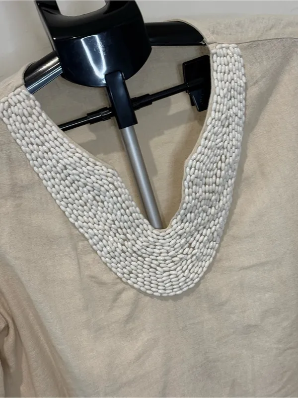 Isaac Mizrahi New York Linen Blend Beaded Neck Blouse Small - Image 4