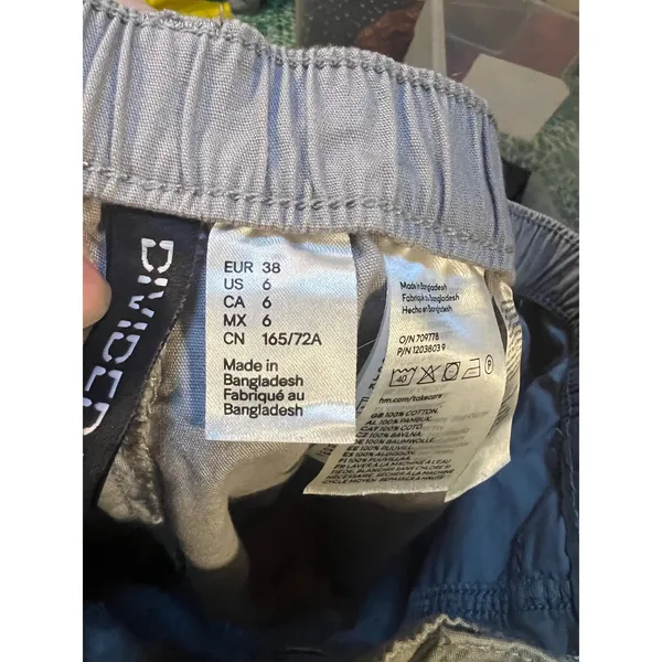 Divided H&M Women's Size 6 Wide Leg Baggy Utility Cargo Pants Light Gray Grunge - Image 10
