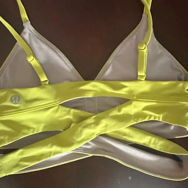 Lululemon Green Wrap Front Sports Bra Yoga Athletic Top Women - Image 3