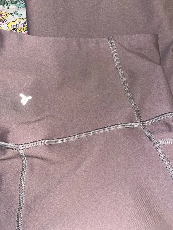 Old Navy flared Bottoms - Image 4