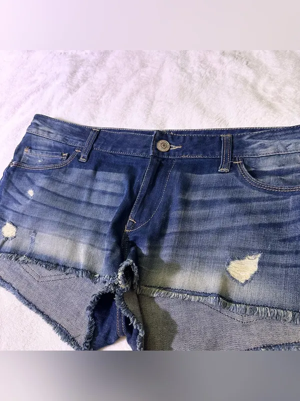 Express Distressed Blue Denim Jean Shorts - Image 5