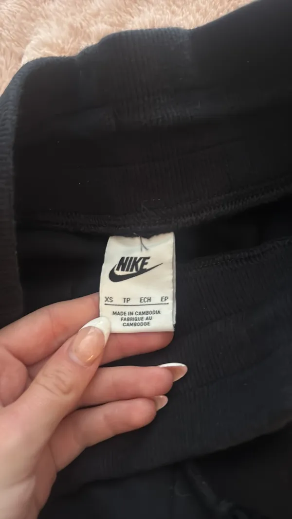 Nike Joggers Women’s Black - Image 2