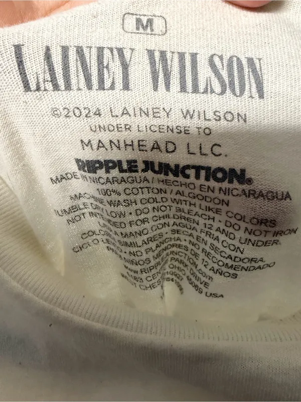 Lainey Wilson Whipple Junction Graphic Tee M Country Western - Image 3