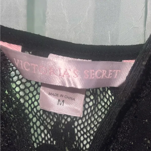 Victoria’s Secret black lace teddy/slip/dress size medium - Image 3