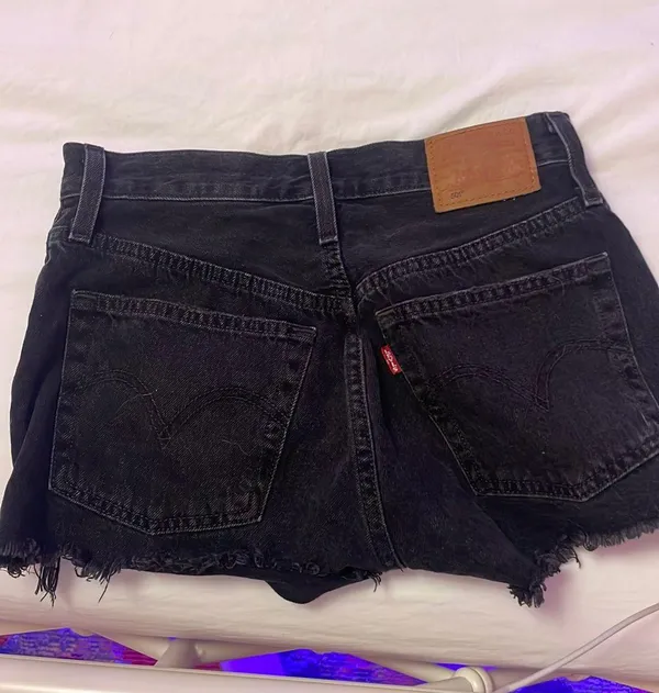 Levi’s 501 Shorts - Image 3