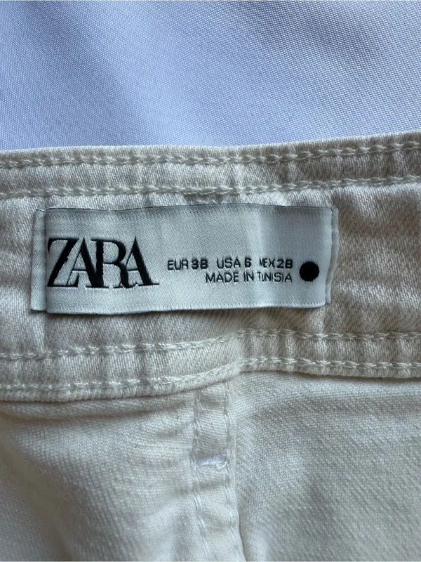 Zara Patch Pocket Marine High Waist Wide Leg Cream Jeans Size 6 - Image 4