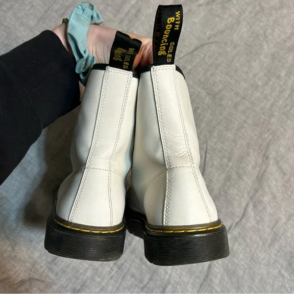 Dr. Martens Zavala Combat Boots in White Size 9 - Image 7