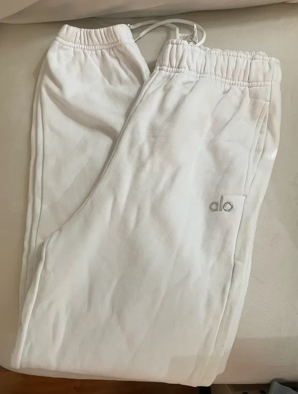 Alo Yoga Accolade Joggers Sweatpant white Size M - Image 5