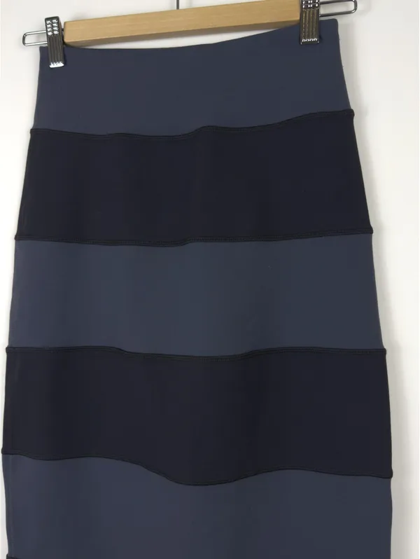 Lululemon Yoga Over Skirt Size 4 Coal Black Striped Luon High Rise Midi Rare - Image 7