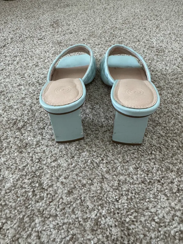 Urban Outfitters blue heels - Image 3
