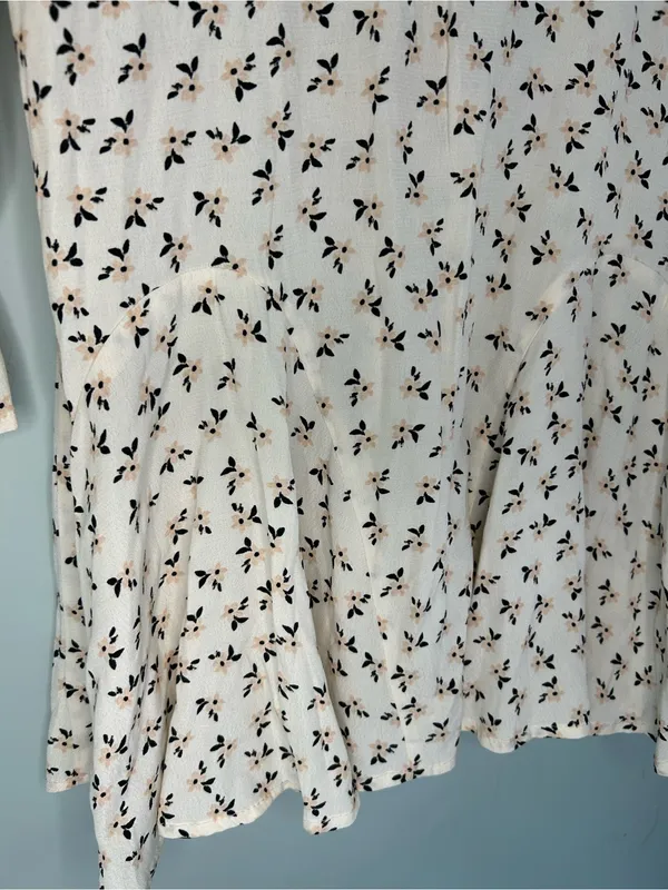 Cotton On Floral Pepa V-Neck Long Sleeve Mini Dress Ditsy Pink Sand Small - Image 5