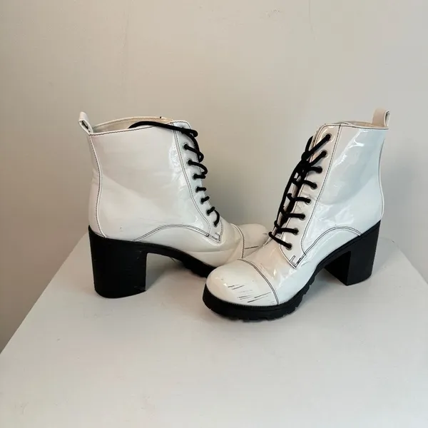 Qupid- White Heeled Combat Boots - Image 5