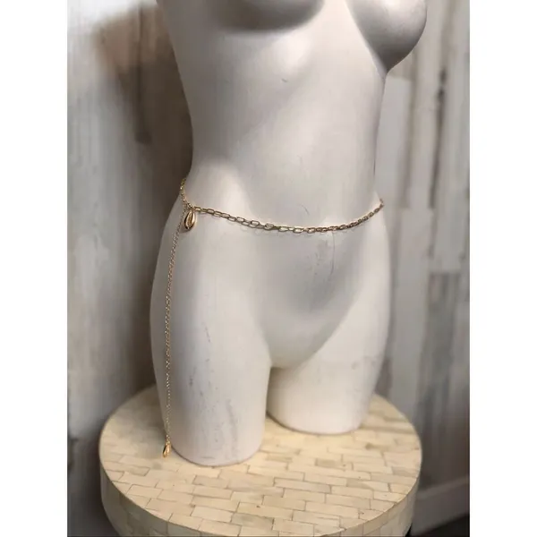 Gold Chain Waist Belt with Dangling Shell Charm – Adjustable Body Chain - Image 2