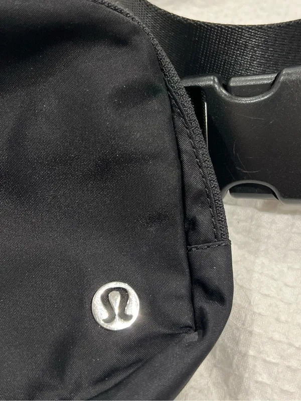 lululemon athletica Black Waist/Crossbody Bag with Silver Logo - Image 2