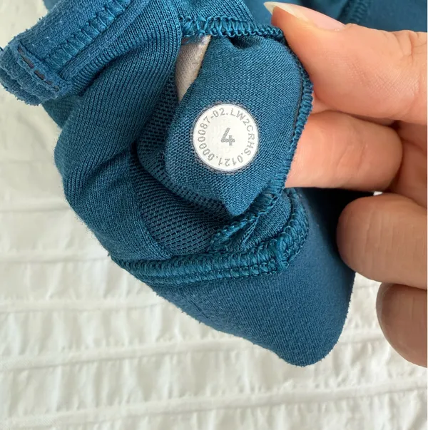Lululemon Blue Borealis Y Flow Bra - Image 5