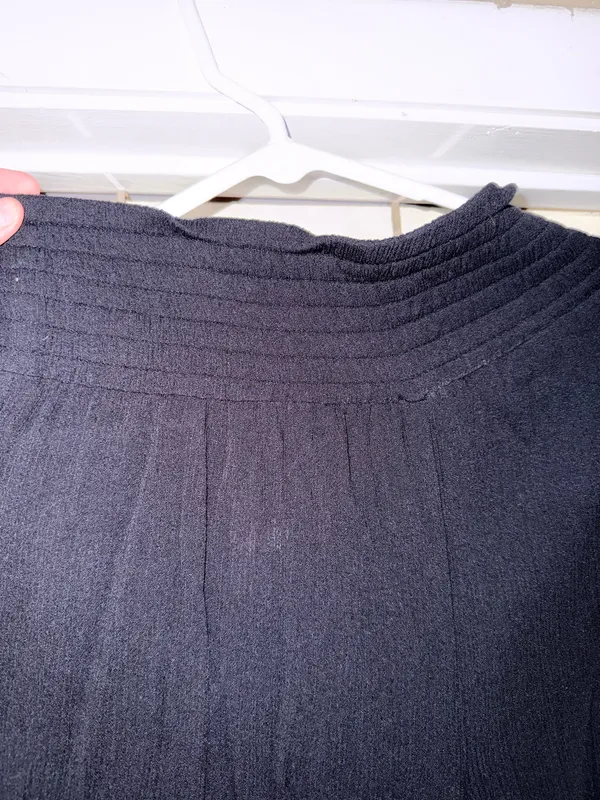 Kona Sol Black Pants w/ side slits - Image 3