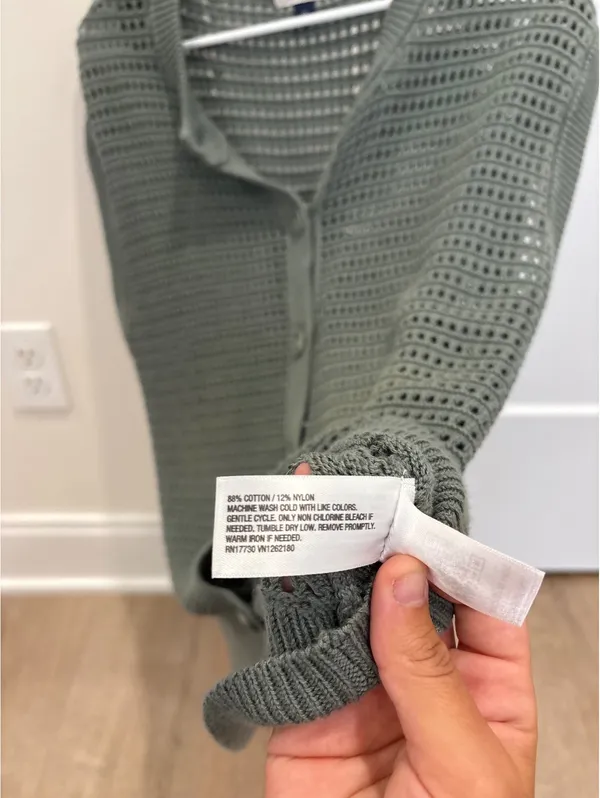 Universal Threads Sweater - Image 4