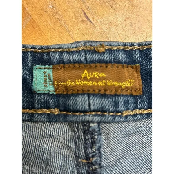 Aura by wranglers short rise Jeans size 10P (8109) - Image 7