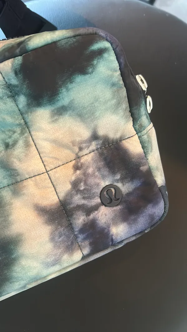 Lululemon Fanny Pack Everywhere Belt Bag - Image 4