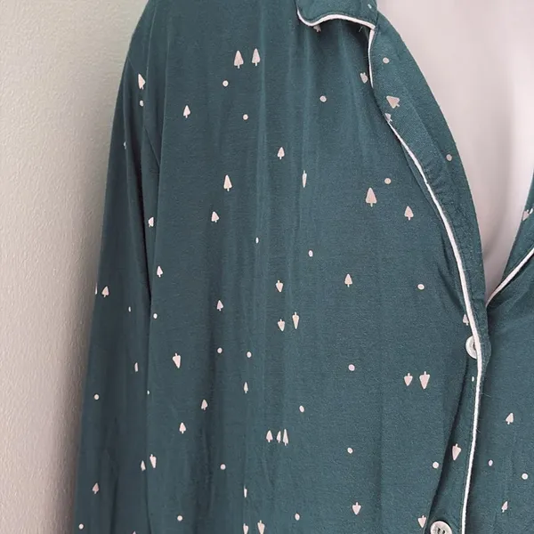 Eberjey Green Christmas tree pajama top XL - Image 3