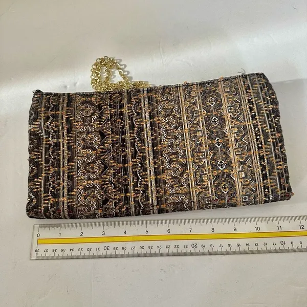 La Je expandable clutch purse - Image 11