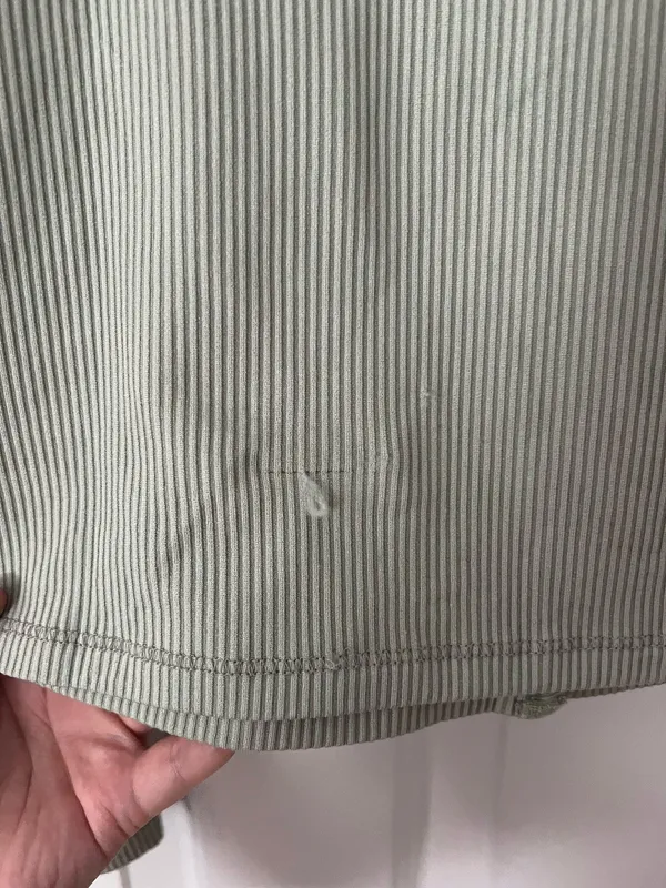 Hollister Must-Have Collection Baby Tee - Image 4