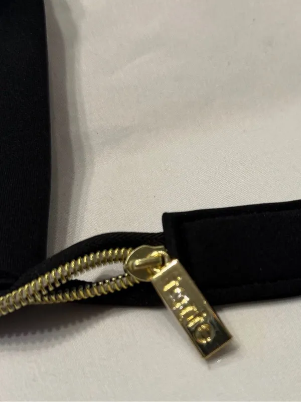 💄💄💄3 for 12$💄💄💄 Black Toiletry Dopp Kit with Gold Zipper - Image 7