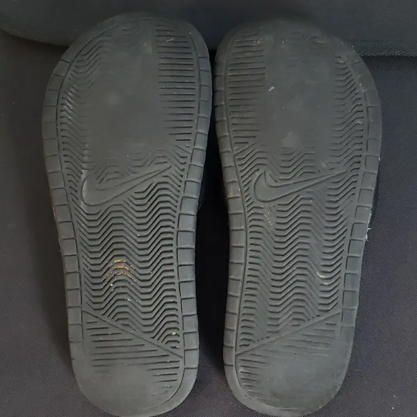 Nike Slides - Image 2