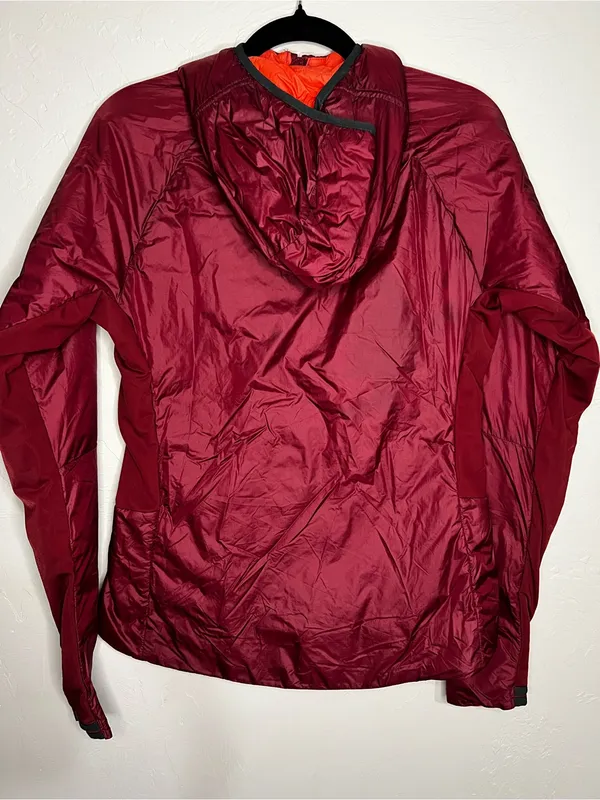 REI Co-Op Flash Insulated Hybrid Lightweight Packable Burgundy Hooded‎ Jacket - Image 7