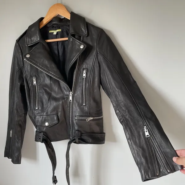 Gianni Bini 100% Leather Motorcycle Jacket Coat Zip Up Black Women's Size Medium - Image 5