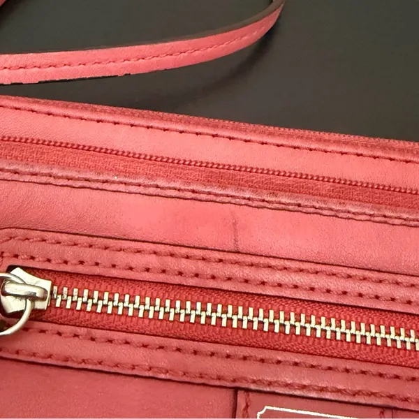 Coach Coral Daisy Leather Double Zip Wallet Wristlet - Image 4