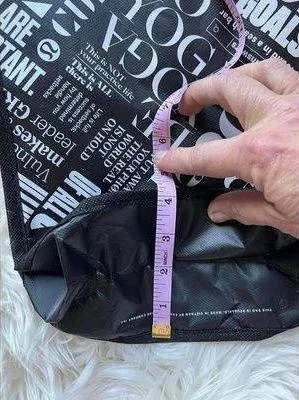 Lululemon Black Graphic Tote bag - Image 2