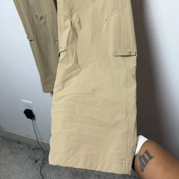 Duluth Trading Co Women Armachillo Cooling Nylon Pants Tan Brown Hiking Utility - Image 9