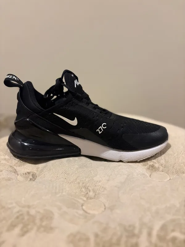 Nike Air Max 270 - Image 2