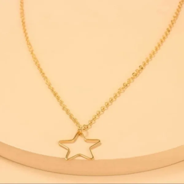 3/$30 💛 Star Necklace Gold - Image 3