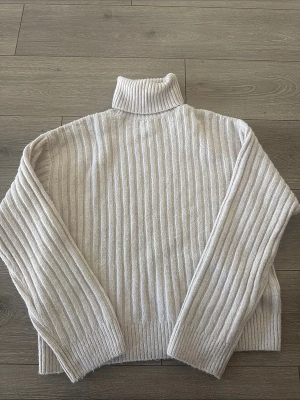 H&M Ribbed Turtleneck Sweater - Light Cream - Image 2