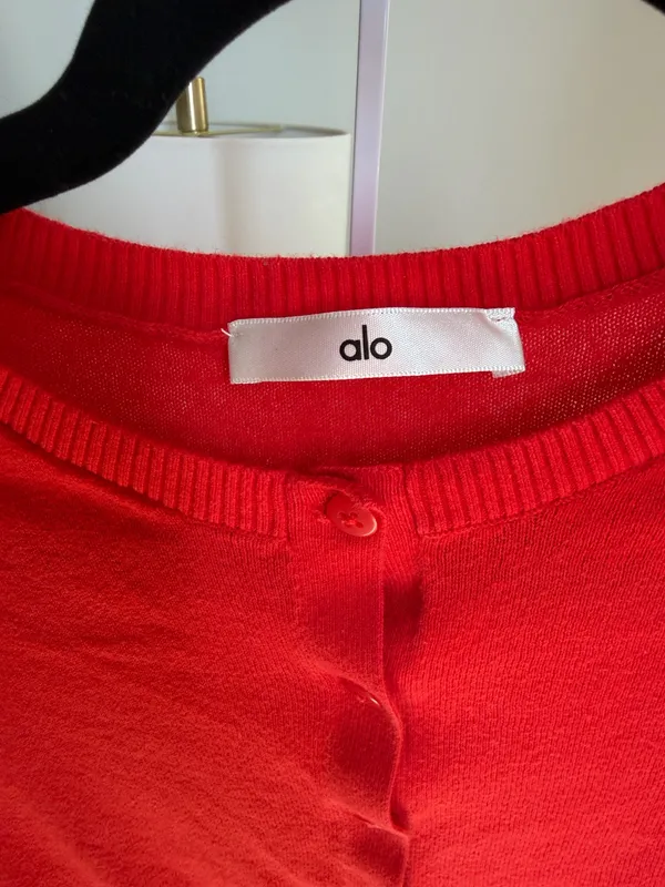 Alo Yoga Supernatural Sweater Cardigan – Bright Red – Size XS - Image 3