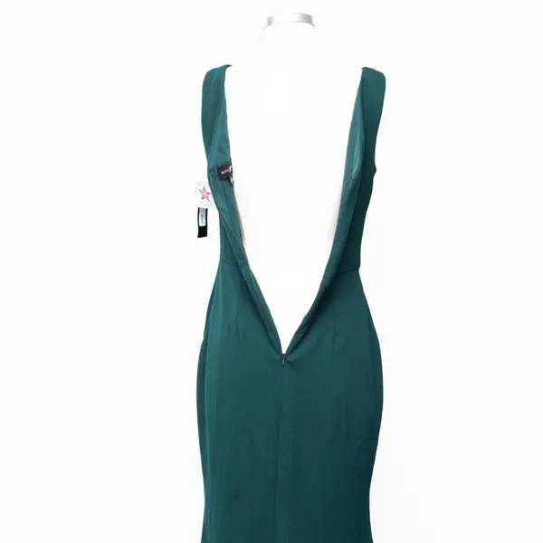 Betsy & Adam. Christine Scuba Crepe Ruffled‎ Bow Gown. - Image 15