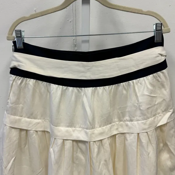 NWT‎ Club Monaco Sue Mini Skirt Tiered Front Tie Off White Black Sz 10 - Image 3
